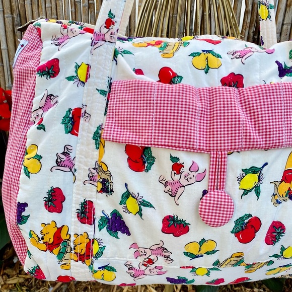 Winnie the Pooh Vintage Duffle Bag - Picture 2 of 8